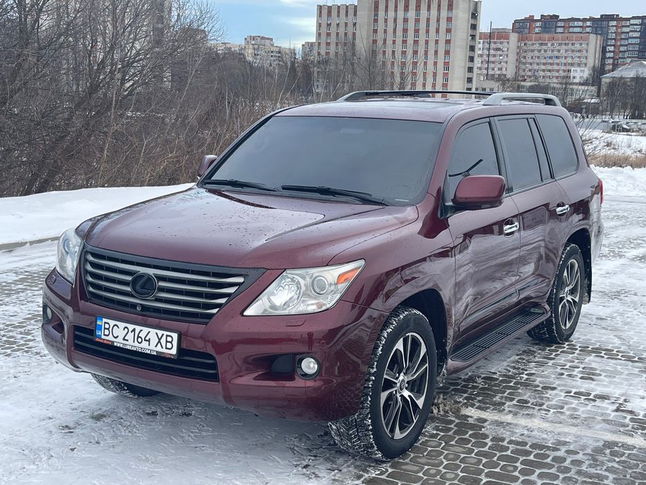 Lexus LX 570 гарний стан також цікавить ОБМІН