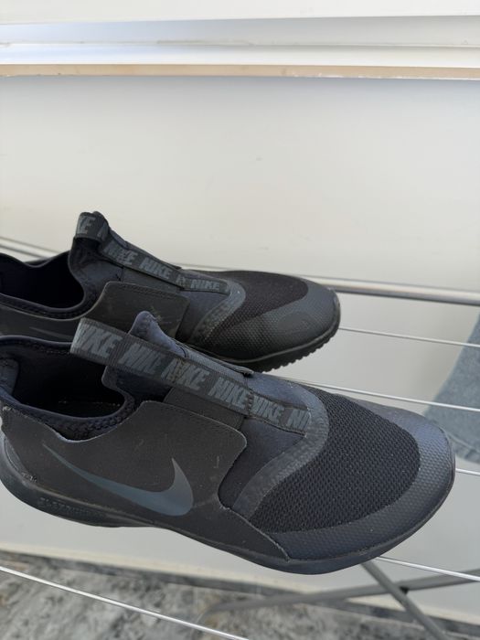 Кросівки спортивні FLEX RUNNER 4 (GS) , Колір - чорний