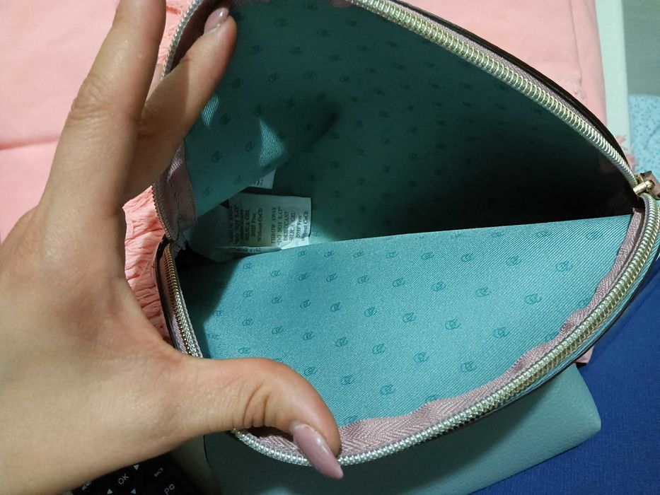 Conjunto de dois Estojos / Bolsas Oriflame