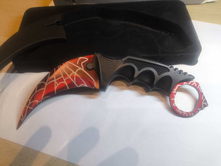 Nóż karambit spider web red