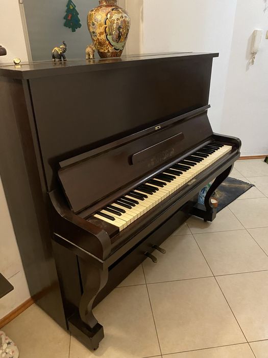 Sprzedam Pianino