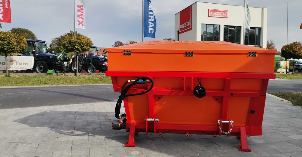 Piaskarka wałowa 550l 900kg hydrauliczna zawieszana AGROSTAL