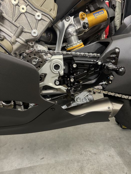 Ducati v4 torowe
