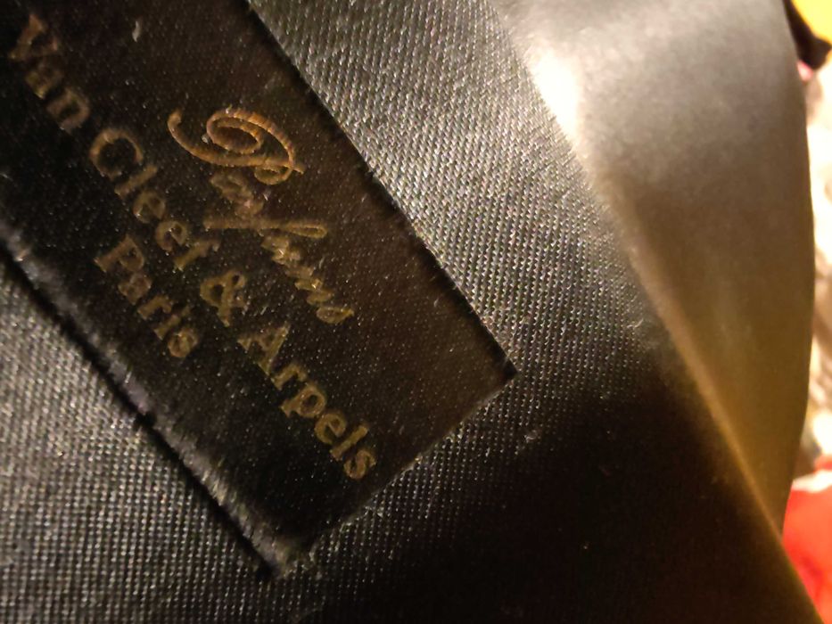 Mala nova, marca original