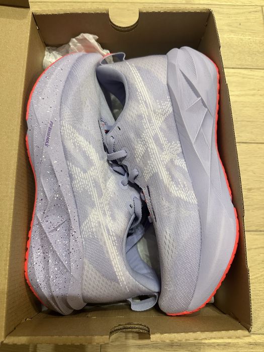 ASICS Novablast Tokio