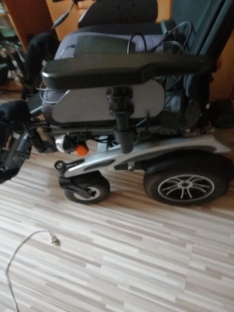 Wózek elekrytczny inwalidzki