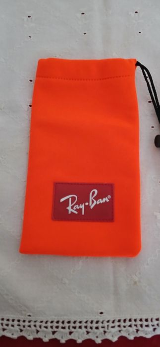 Bolsa óculos Rayban, nova