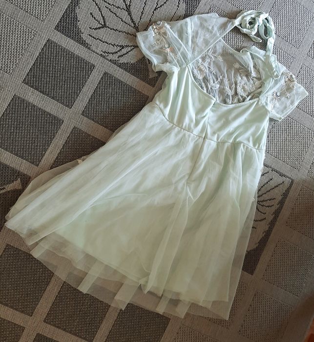 Asos sukienka L 40 tiul