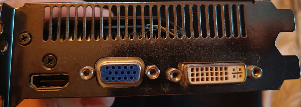 Asus TX 550 TI karta graficzna USZKODZONA