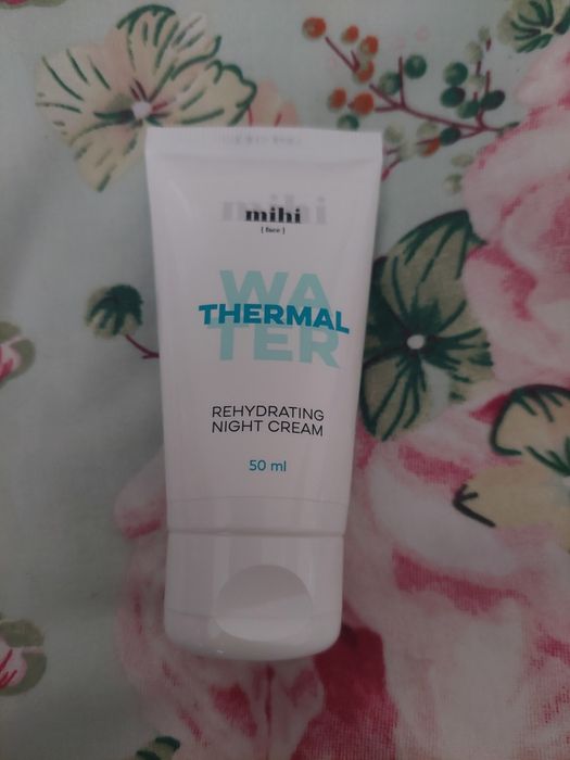 Thermal water. Nawilżający krem na noc
