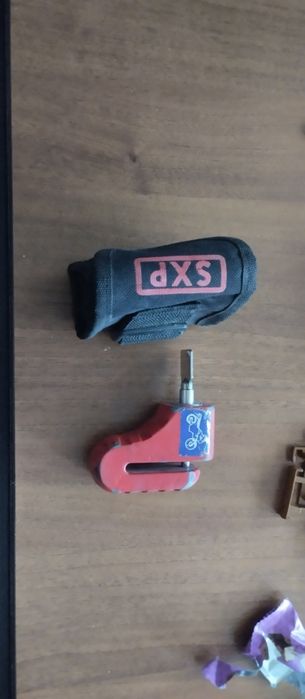 Мотозамок з чехлом