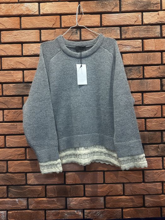 Sweter z koronkowym wykonczeniem ZARA