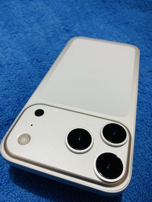 IPhone XR в корпусі 17 Pro, 128 Gb, Neverlock, АКБ-100%