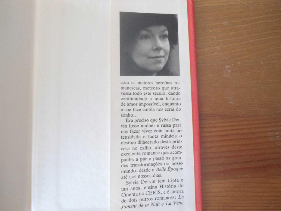 A Dama de Kiev por Sylvie Dervin