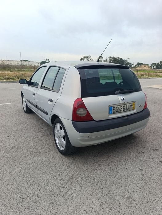 Renault Clio 1.5 DCI ano 2003
