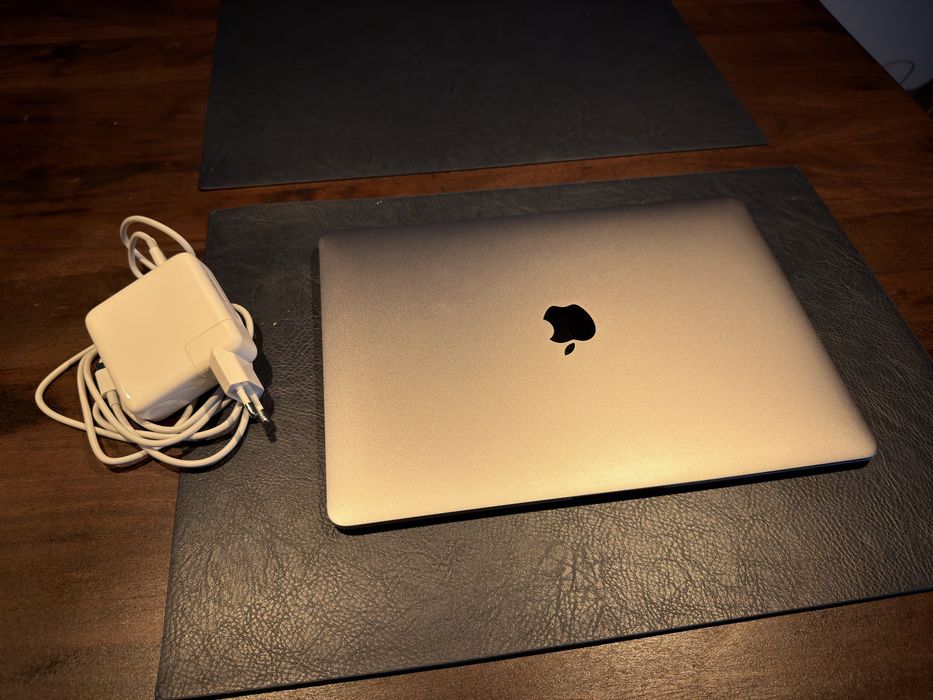 MacBook Air M1 A2337 Space Gray