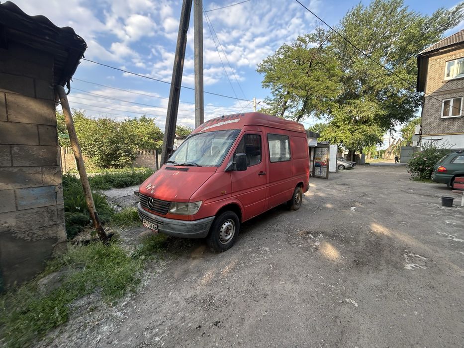 Mersedes Benz Sprinter 208D проблема с мотором