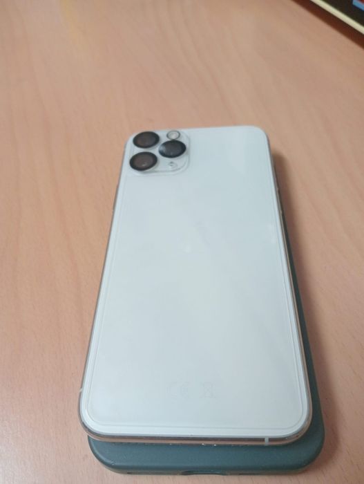 iPhone 11 Pro 64GB - Estado Impecável (Como Novo)