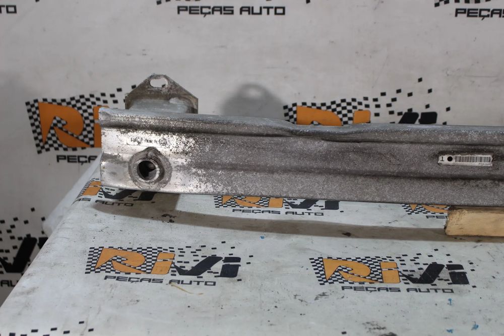 Reforço pára-choques trás BMW 2 Active Tourer (F45)