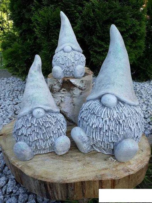 ogród dekoracja ogrodowa  gnom skrzaty gipsowe krasnal brodacze dekor