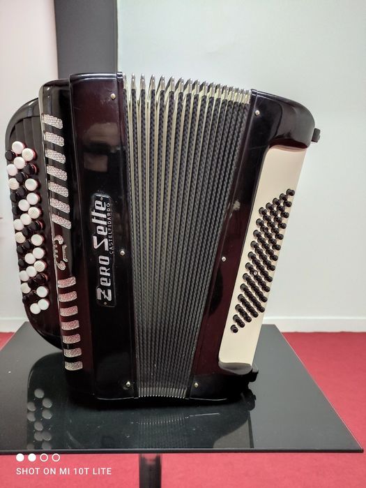 Acordeão (Acordeon) Zero Sette