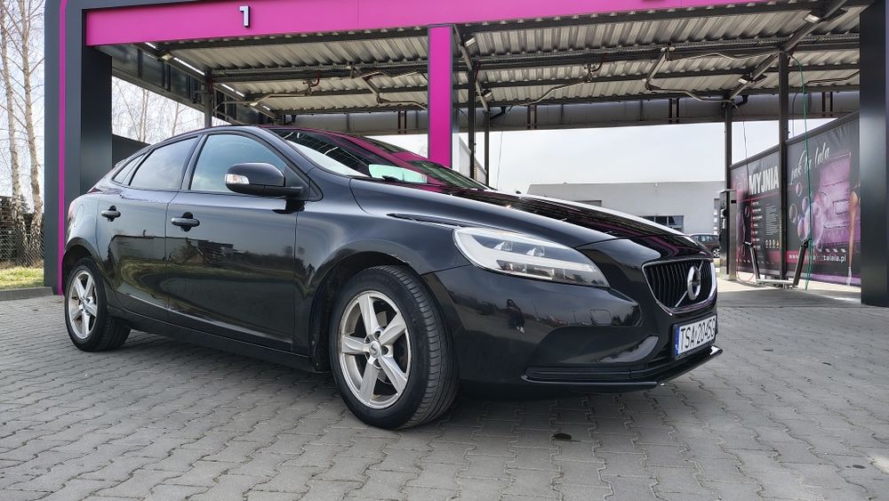 Volvo V40  2017r