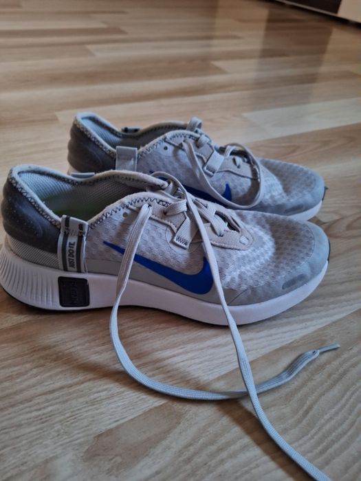 Sprzedam buty sportowe damskie
