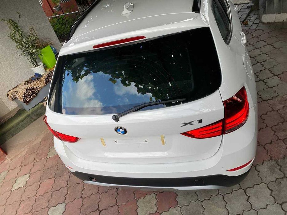 Багажник BMW X1 E84 Кришка багажника БМВ Е84 Х1 Стопи Рест Е84 Ляда