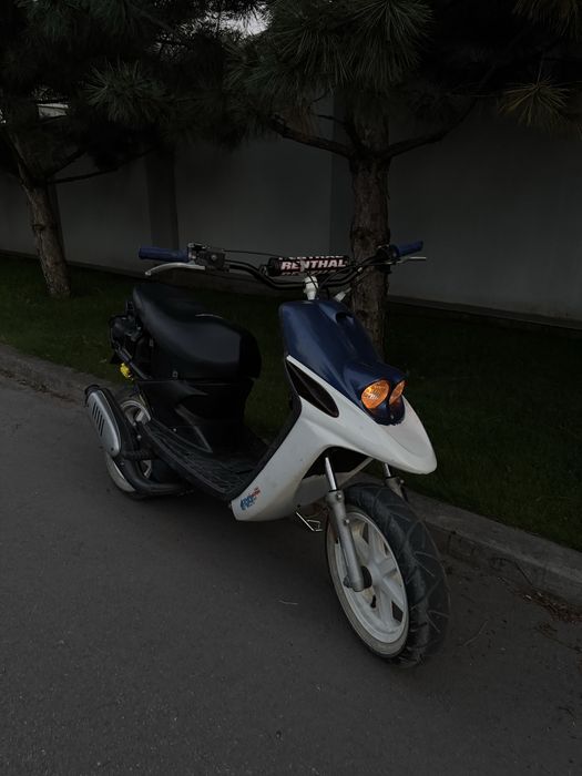 Yamaha Rocket spy