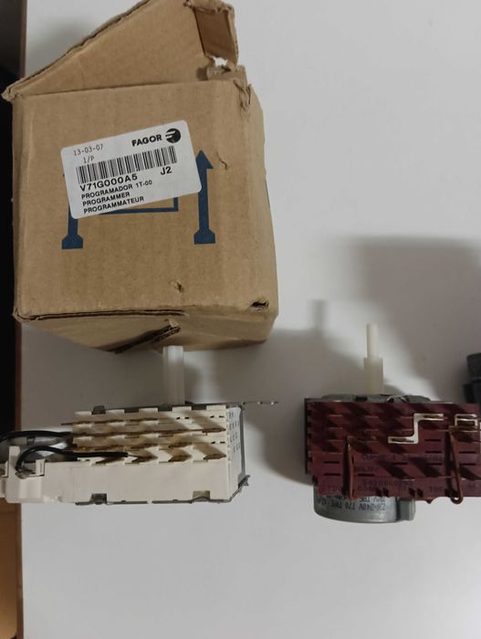 Programadores novos para máquinas de lavar roupa e loiça