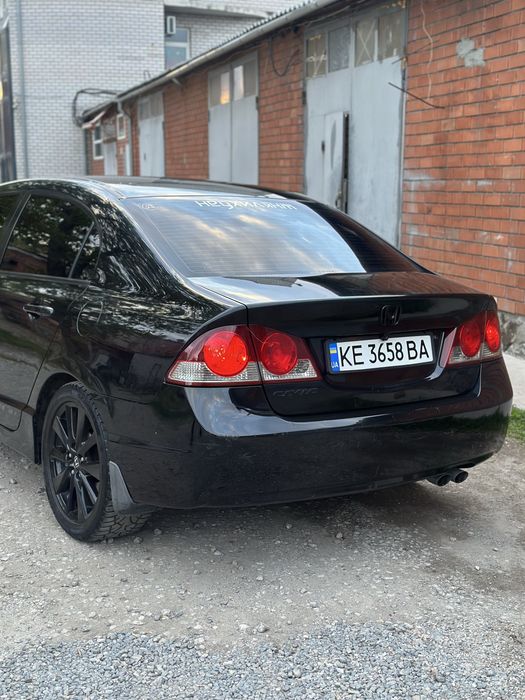 Продам авто Honda Civic 4 D 1.8