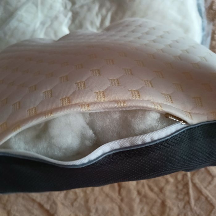 Подушка для сна ортопедическая невысокая