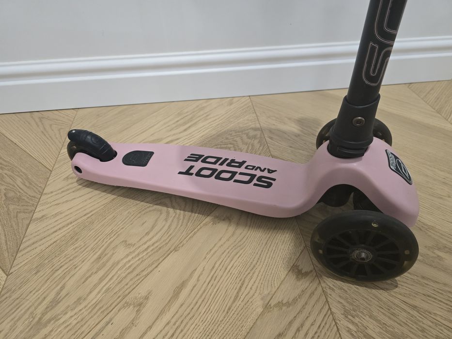 Hulajnoga Scoot and Ride - Highwaykick 3 Led Rose + Kask 51-55