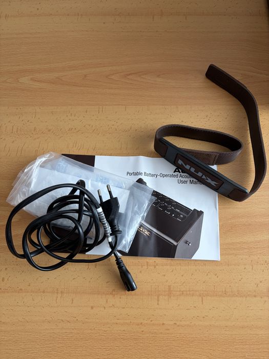 Amplificador acústico usado NUX AC-25