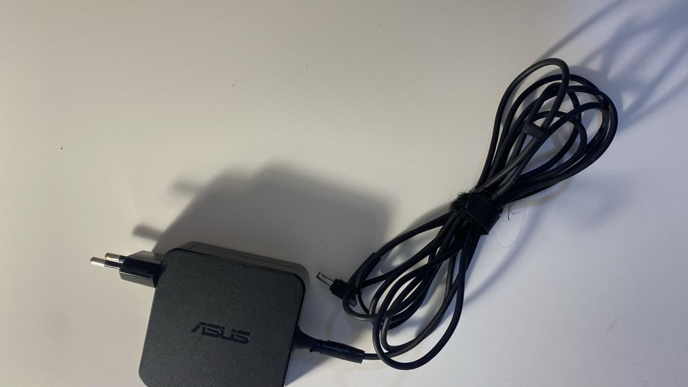 Computador Asus X510UR