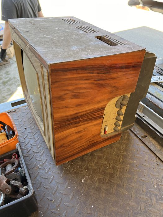 Telewizor zabytkowy Alga 21