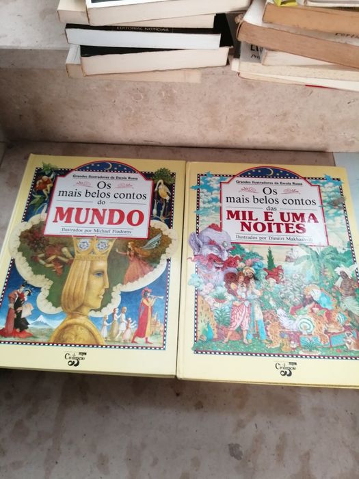 Vários livros, vários autores