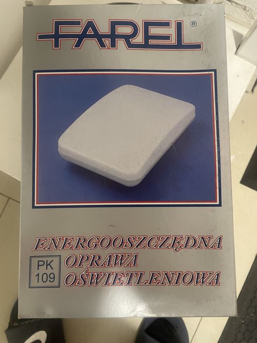 Oprawa oswietleniowa energooszczedna