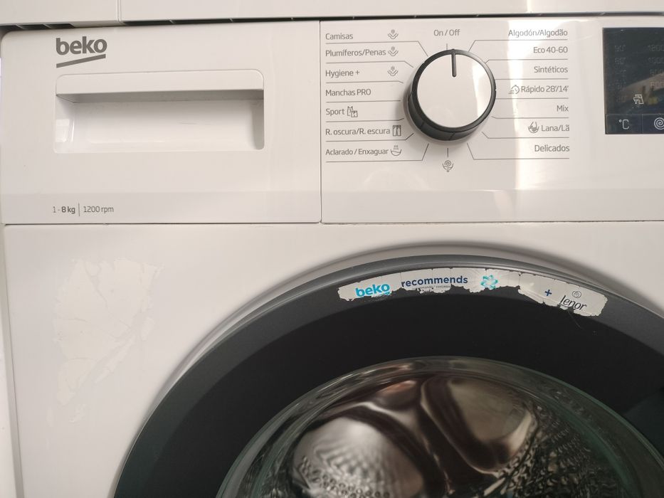 Máquina de lavar roupa Beko 8kg — pouco uso