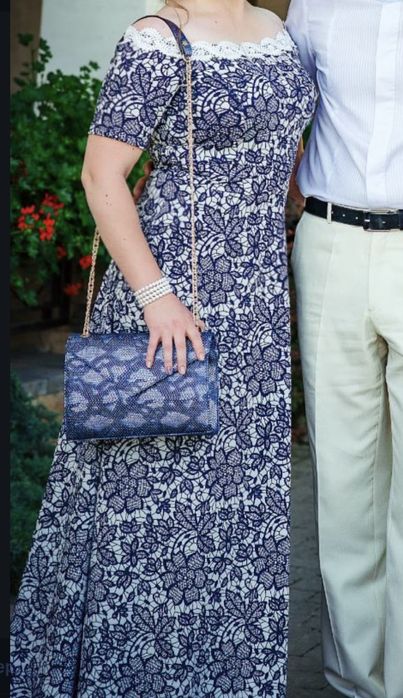 Вечірнє плаття в розмірі л