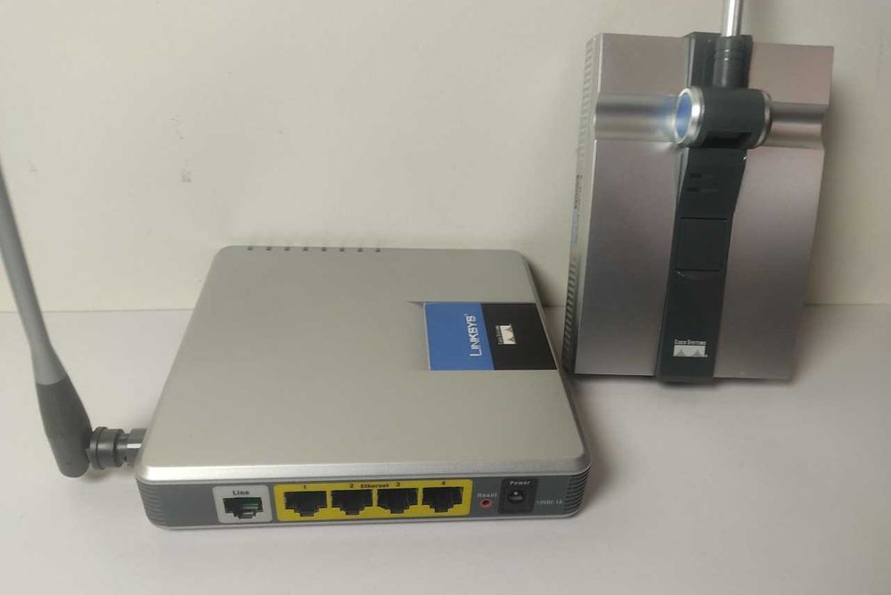 Linksys router ADSL Wirelsss-G  + Range Expander