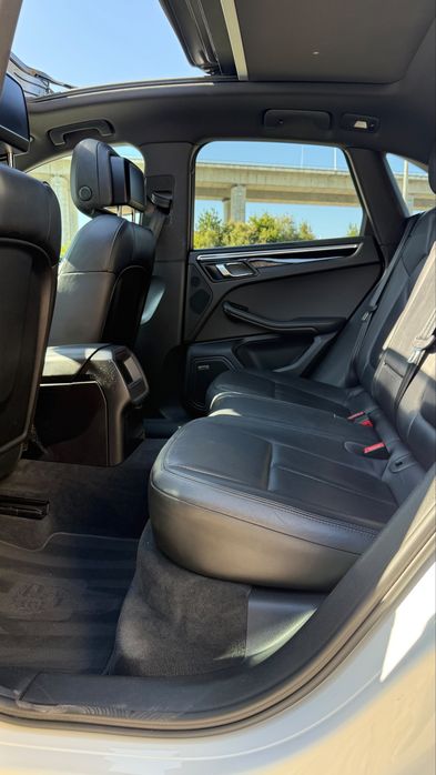 Porsche Macan S 3.0 V6 - Full Extras
