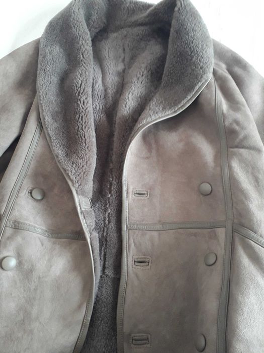 Casaco em Nobuck Taupe