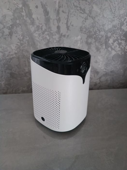 Настільний очищувач повітря