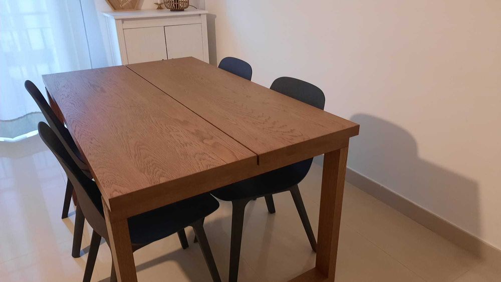 Mesa de Jantar Ikea Morbylanga 140cm 4 lugares