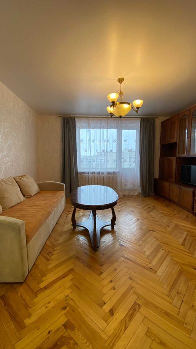 Оренда 3-кім. квартири по вул. Виговського (р-н ТРЦ Південний)