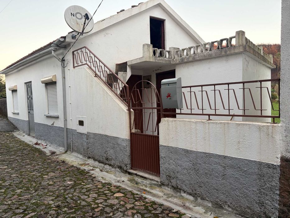 T2, Unhais-o-Velho, Pampilhosa da Serra