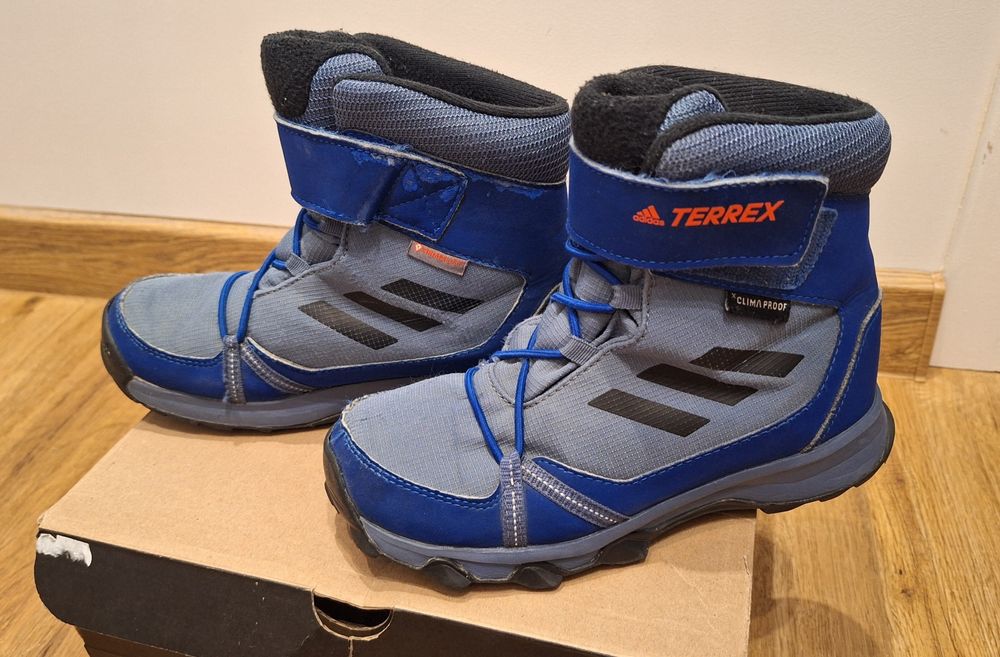 Buty Adidas Terrex Snow 32 zimowe śniegowce