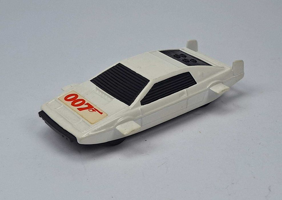 CORGI JUNIORS - LOTUS ESPRIT "James Bond 007", Made in Gt. Britain