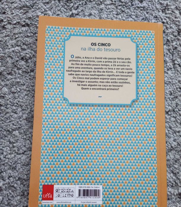 Livro Os Cinco Na Ilha do Tesouro - Enid Blyton